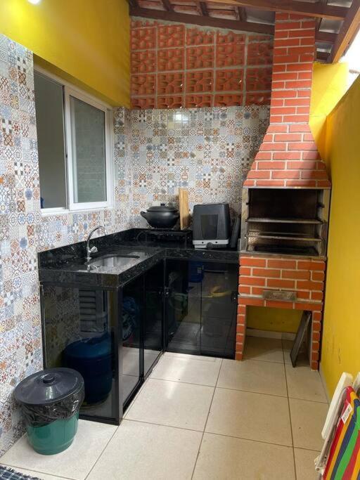 Casa Ar Condicionado Nos 2 Quartos. Карагуататуба Екстер'єр фото